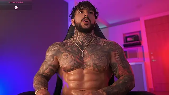 Snapshot of mariano_costa chatting on October 20, 2025, 4:47 am mariano costa online show from October 20, 2025, 4:47 am