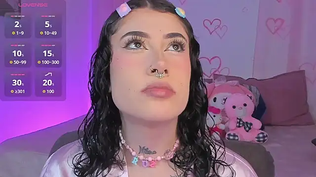 melody suarez online show from November 20, 2025, 11:03 pm