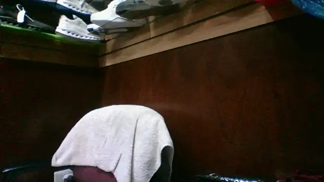 MarcusKelvin online show from November 22, 2025, 1:32 pm