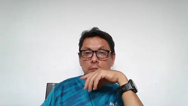 Snapshot of MarcusKelvin chatting on April 27, 2026, 3:32 pm MarcusKelvin online show from April 27, 2026, 3:32 pm