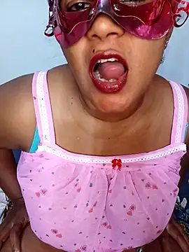 Snapshot of Chanel_Blue_Sl chatting on February 22, 2025, 2:06 am Chanel Blue Sl online show from February 22, 2025, 2:06 am