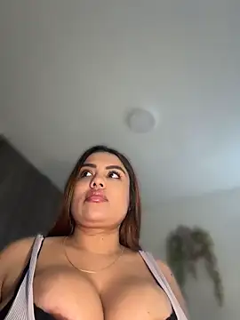 valeria2019hot online show from May 28, 2026, 11:38 am