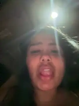 Snapshot of valeria2019hot chatting on February 18, 2025, 1:10 am valeria2019hot online show from February 18, 2025, 1:10 am