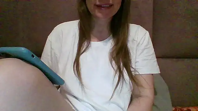 Snapshot of Sladkiegubki chatting on January 27, 2025, 11:22 pm Sladkiegubki online show from January 27, 2025, 11:22 pm