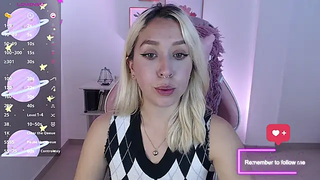 Snapshot of Dahlia__espresso chatting on January 22, 2025, 6:31 pm Dahlia espresso online show from January 22, 2025, 6:31 pm