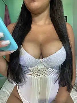 Snapshot of taynara6969 chatting on April 22, 2026, 2:02 pm taynara6969 online show from April 22, 2026, 2:02 pm