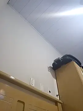 Rdsilva123 online show from December 18, 2025, 1:44 am