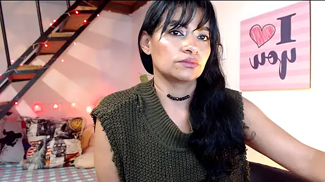 Snapshot of luna_sky83 chatting on February 11, 2025, 10:36 am luna sky83 online show from February 11, 2025, 10:36 am