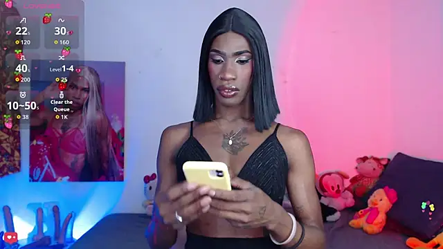 Snapshot of Kendall_Gil chatting on November 24, 2025, 1:49 am Kendall Gil online show from November 24, 2025, 1:49 am