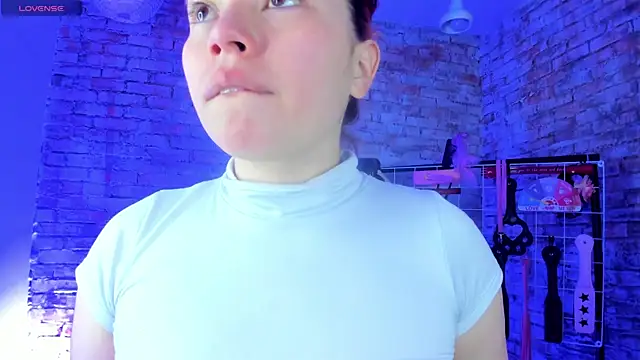 Cherry xoxx online show from September 9, 2025, 11:41 am