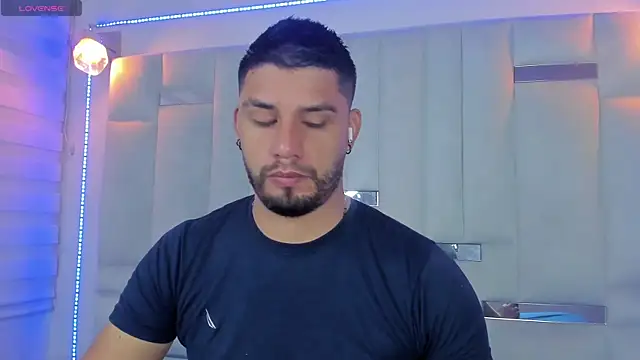 Jacoob19  online show from February 22, 2025, 1:13 pm