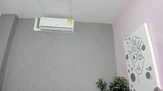 Snapshot of Tiffany_mendez chatting on February 27, 2026, 12:05 pm Tiffany mendez online show from February 27, 2026, 12:05 pm