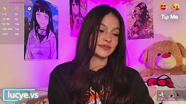 Snapshot of LucyEvans_ chatting on November 27, 2025, 5:30 am LucyEvans online show from November 27, 2025, 5:30 am