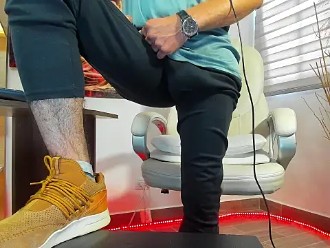 alessandro wye online show from February 23, 2025, 2:46 pm