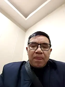 yjw6688 online show from March 6, 2026, 7:14 am