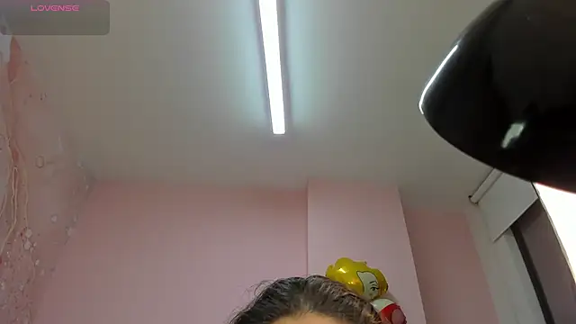 Snapshot of soyzarahtorres chatting on September 24, 2025, 11:21 pm soyzarahtorres online show from September 24, 2025, 11:21 pm
