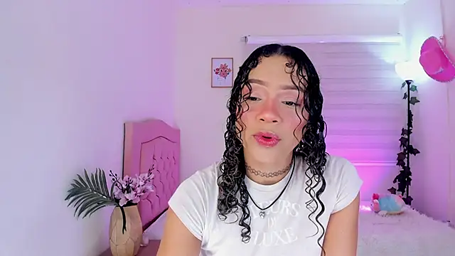 Keni malf online show from April 19, 2026, 4:35 am