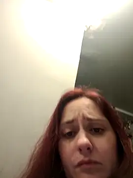 Snapshot of lilbishmiss chatting on February 28, 2026, 12:21 am lilbishmiss online show from February 28, 2026, 12:21 am