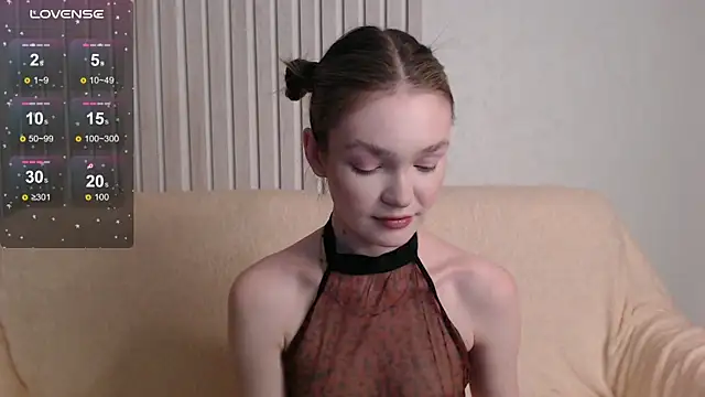 stellapayne1 online show from December 3, 2025, 9:03 pm