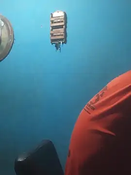 hugosafado333 online show from September 30, 2025, 3:56 am