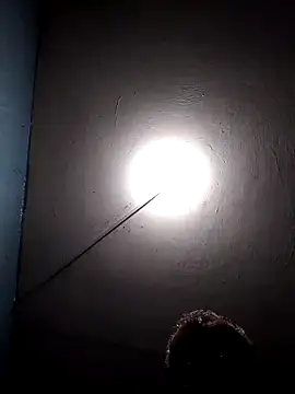 hugosafado333 online show from January 26, 2025, 4:20 am