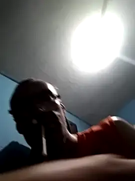 hugosafado333 online show from March 8, 2025, 6:54 am