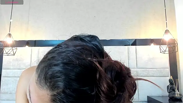 Snapshot of kimCosseyy chatting on November 2, 2025, 3:22 am kimCosseyy online show from November 2, 2025, 3:22 am