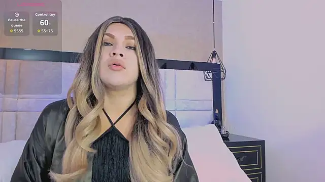 Snapshot of kimCosseyy chatting on February 23, 2026, 2:13 am kimCosseyy online show from February 23, 2026, 2:13 am