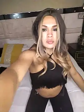 Snapshot of kimCosseyy chatting on January 8, 2026, 12:05 am kimCosseyy online show from January 8, 2026, 12:05 am