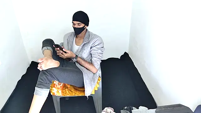 Habibi big b online show from November 19, 2025, 7:03 pm