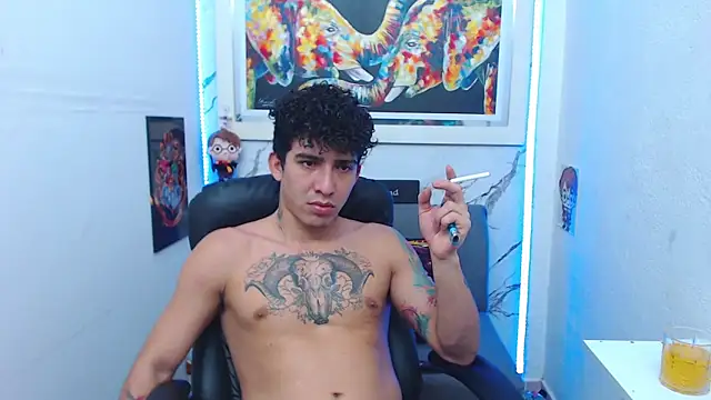 targuerian22 online show from November 12, 2025, 2:26 am