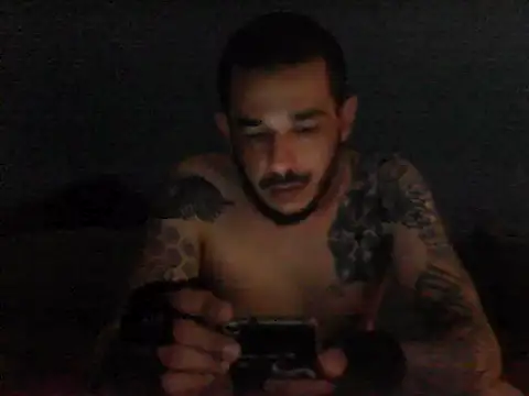 Snapshot of Kurqga chatting on March 22, 2025, 5:39 am Kurqga online show from March 22, 2025, 5:39 am