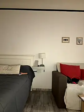 Zairaisak online show from October 1, 2025, 1:22 am