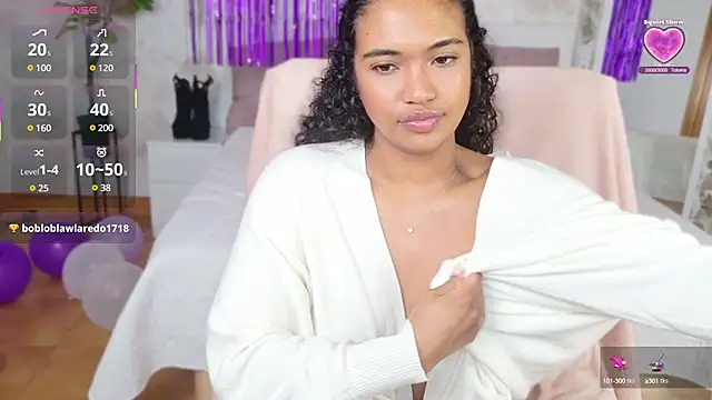 Snapshot of MilaTeenX chatting on February 6, 2025, 10:14 am MilaTeenX online show from February 6, 2025, 10:14 am