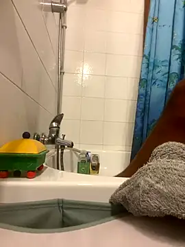 4n4l1zz4m1 online show from September 22, 2025, 8:04 pm