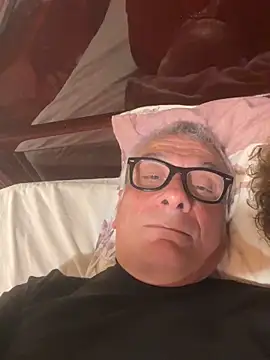 4n4l1zz4m1 online show from April 1, 2026, 7:11 pm