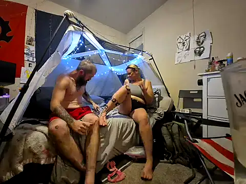 Snapshot of lit702 chatting on October 4, 2025, 10:50 am lit702 online show from October 4, 2025, 10:50 am