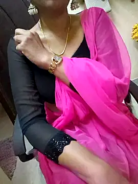 Snapshot of Roja-Telugu777 chatting on March 9, 2025, 8:29 am Roja-Telugu777 online show from March 9, 2025, 8:29 am