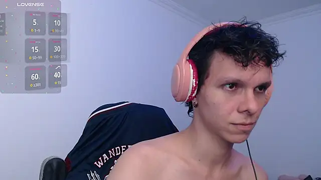 Snapshot of bryamado69 chatting on February 12, 2026, 2:44 am bryamado69 online show from February 12, 2026, 2:44 am