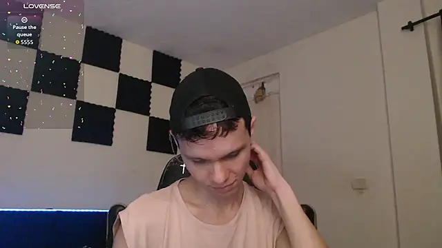 Snapshot of bryamado69 chatting on December 1, 2025, 1:06 am bryamado69 online show from December 1, 2025, 1:06 am