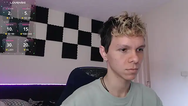 Snapshot of bryamado69 chatting on October 1, 2025, 7:29 pm bryamado69 online show from October 1, 2025, 7:29 pm