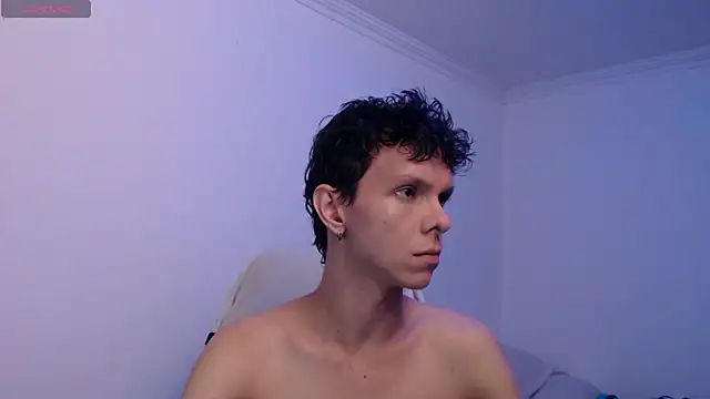 bryamado69 online show from April 13, 2026, 7:45 am