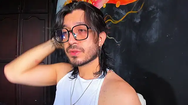 Ackerman Eren  online show from November 1, 2025, 3:06 pm