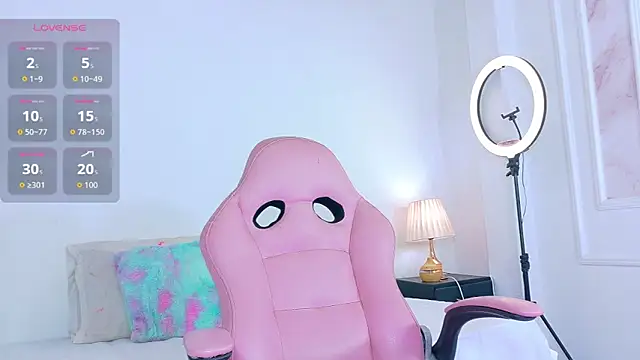 Snapshot of Antonellasmith00 chatting on September 10, 2025, 12:59 pm Antonellasmith00 online show from September 10, 2025, 12:59 pm