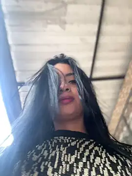 Snapshot of Laura_fernandezII chatting on February 23, 2025, 12:59 pm Laura fernandezII online show from February 23, 2025, 12:59 pm