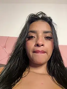 Snapshot of Laura_fernandezII chatting on February 27, 2025, 3:51 am Laura fernandezII online show from February 27, 2025, 3:51 am