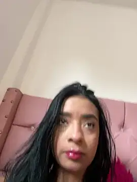 Snapshot of Laura_fernandezII chatting on March 13, 2025, 4:01 pm Laura fernandezII online show from March 13, 2025, 4:01 pm