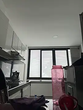 Laura fernandezII online show from February 23, 2026, 1:44 pm