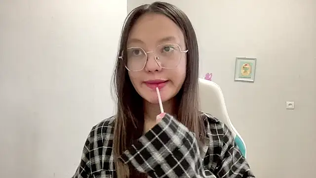 Risalynn online show from January 30, 2025, 2:49 am