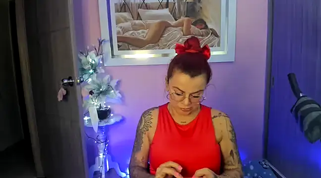 Snapshot of KAROL_MILF chatting on February 8, 2025, 1:11 am KAROL MILF online show from February 8, 2025, 1:11 am